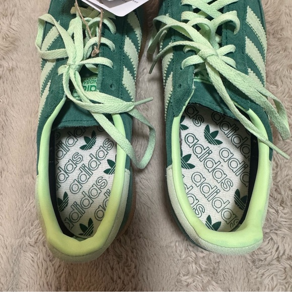 NWOB ADIDAS HANDBALL SPEZIAL-GREEN/LIGHT GREEN Size 8.5 Men - Picture 4 of 11